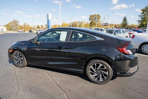 2017 Honda Civic LX-P