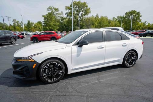 2022 Kia K5 GT-Line