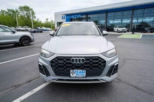 Florett Silver Metallic 2022 Audi Q5 S line Premium Plus