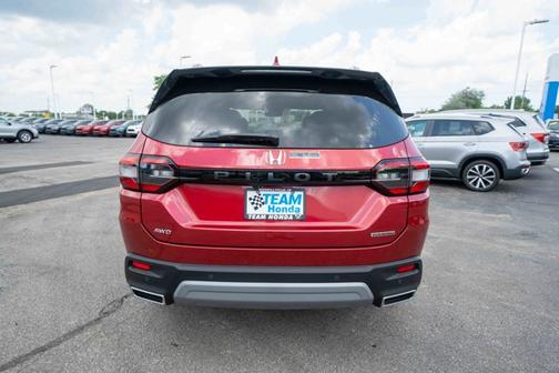 2025 Honda Pilot Touring