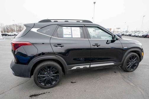 2022 Kia Seltos Nightfall