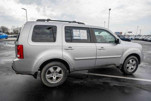 Alabaster Silver Metallic 2011 Honda Pilot EX-L