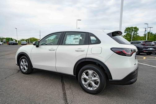 2025 Honda HR-V LX