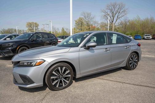 2022 Honda Civic EX-L