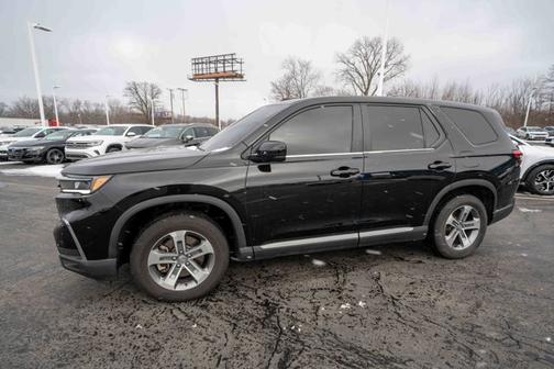 2023 Honda Pilot EX-L 8 Passenger