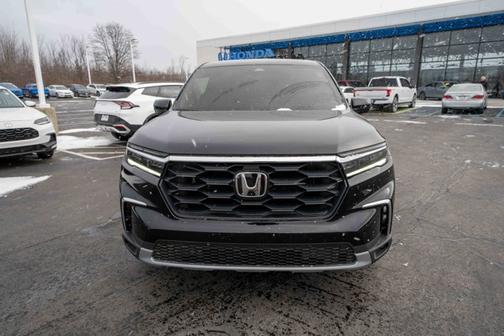 2023 Honda Pilot EX-L 8 Passenger