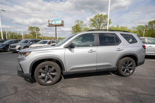 Lunar Silver Metallic 2025 Honda Pilot Sport