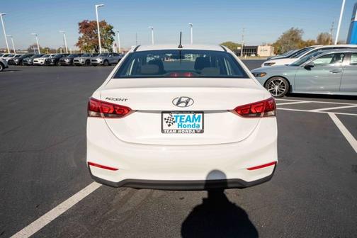 2022 Hyundai Accent SE