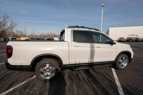 Platinum White Pearl 2026 Honda Ridgeline RTL