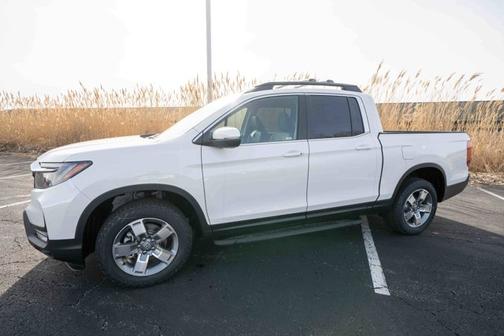 Platinum White Pearl 2026 Honda Ridgeline RTL