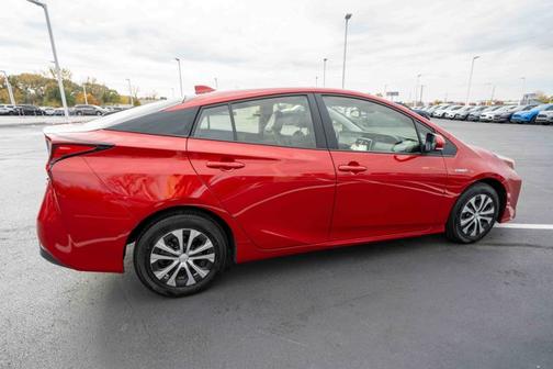 2021 Toyota Prius XLE