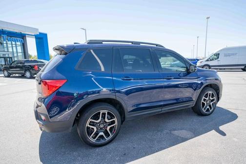 2023 Honda Passport Elite