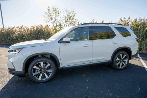 2025 Honda Pilot Touring