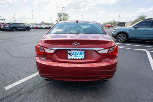 Sparkling Ruby 2012 Hyundai SONATA SE