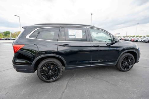 Crystal Black Pearl 2022 Honda Pilot Special Edition