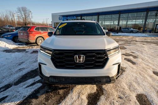 2025 Honda Pilot Sport