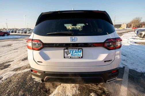 2025 Honda Pilot Sport
