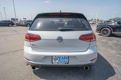 2019 Volkswagen Golf GTI S