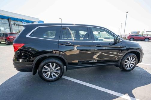 Crystal Black Pearl 2022 Honda Pilot EX-L