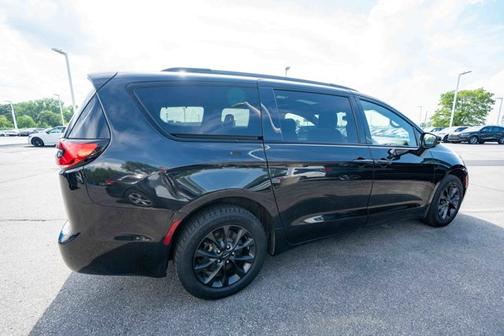 2021 Chrysler Pacifica Limited