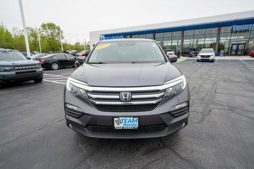 Modern Steel Metallic 2018 Honda Pilot EX-L