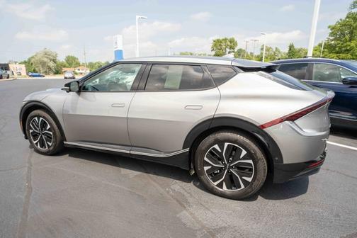 2024 Kia EV6 Wind