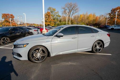 2022 Honda Accord Hybrid Touring