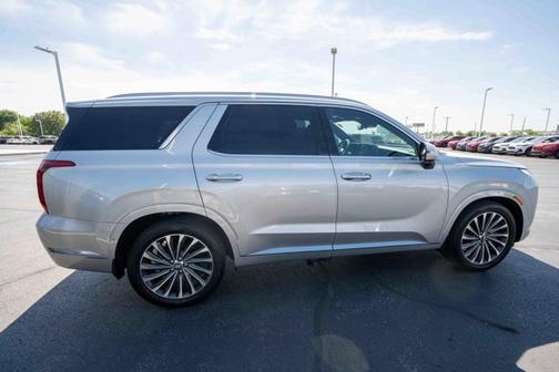 Typhoon Silver 2024 Hyundai PALISADE Calligraphy