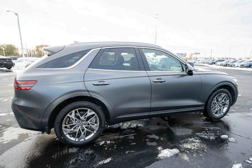 2023 Genesis GV70 2.5T