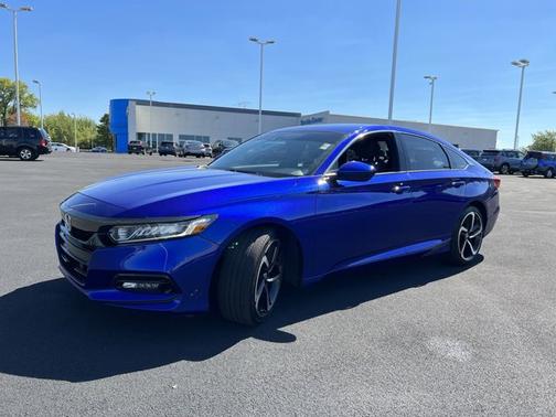 Photo 4 of 32 of 2020 Honda Accord Sport 1.5T