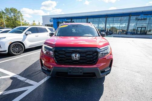 Radiant Red Metallic II 2023 Honda Passport Elite