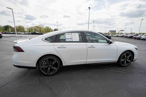 Platinum White Pearl 2024 Honda Accord Hybrid Sport