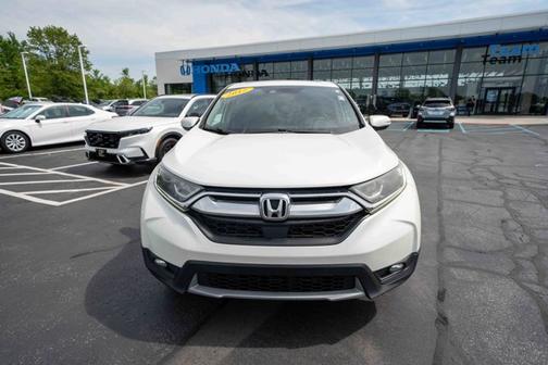 White Diamond Pearl 2017 Honda CR-V EX-L
