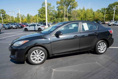 2013 Mazda Mazda3 i Sport