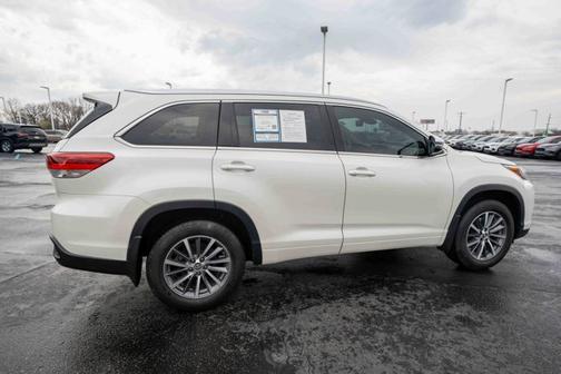 Blizzard Pearl 2018 Toyota Highlander XLE