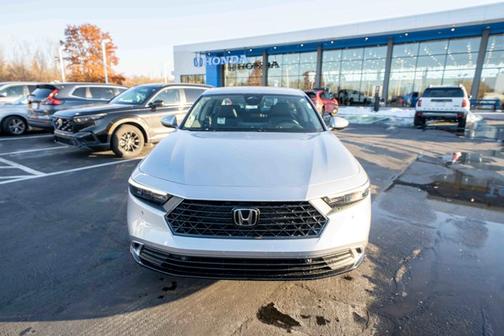 2025 Honda Accord Hybrid Touring