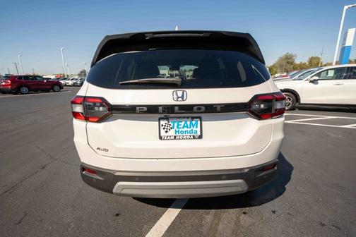 2024 Honda Pilot EX-L 7 Passenger