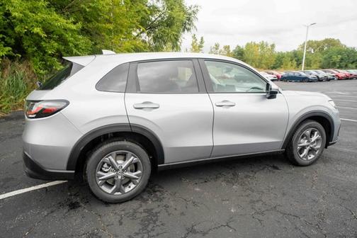 2026 Honda HR-V LX