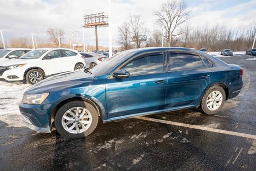 2018 Volkswagen Passat 2.0T S