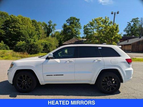 Bright White Clearcoat 2018 Jeep Grand Cherokee Altitude