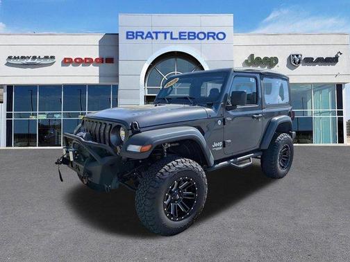 Granite Crystal Clearcoat Metallic 2019 Jeep Wrangler Sport