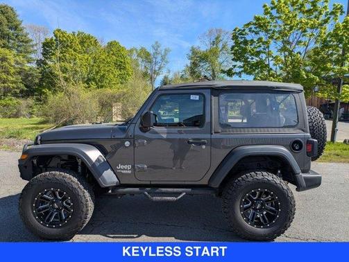 Granite Crystal Clearcoat Metallic 2019 Jeep Wrangler Sport