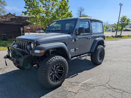 Granite Crystal Clearcoat Metallic 2019 Jeep Wrangler Sport