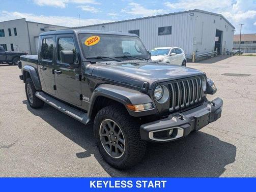 Granite Crystal Clearcoat Metallic 2020 Jeep Gladiator Overland