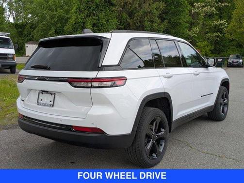 2023 Jeep Grand Cherokee Altitude