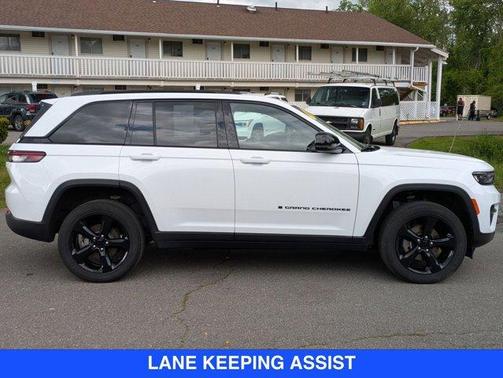 2023 Jeep Grand Cherokee Altitude