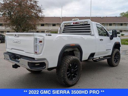 2022 GMC Sierra 3500 Pro