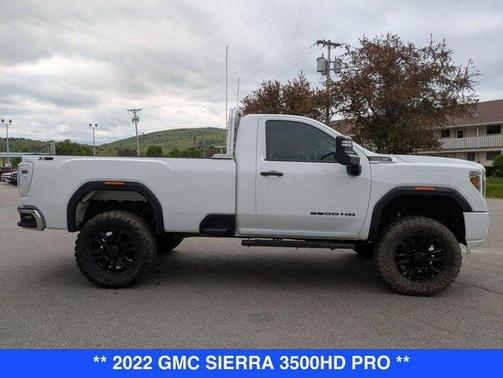 2022 GMC Sierra 3500 Pro
