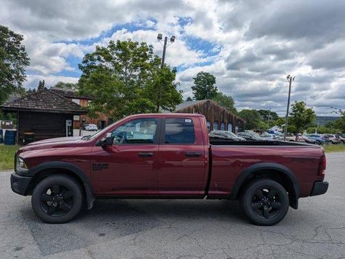 Delmonico Red Pearlcoat 2020 RAM 1500 Classic SLT
