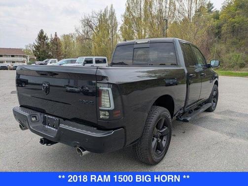 Brilliant Black Crystal Pearlcoat 2018 RAM 1500 Big Horn